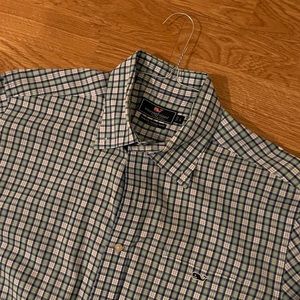 Vineyard vine button up